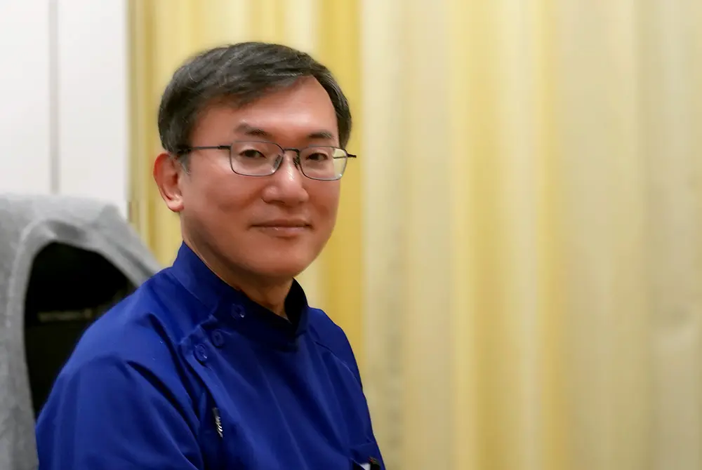 つかはらクリニック院長および日本医学脱毛学会理事長である塚原孝浩氏。（写真／編集部）