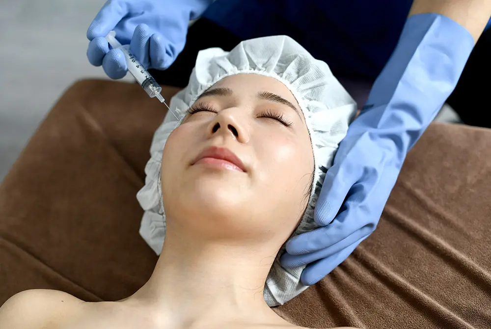 合併症については論文報告もされている。画像はイメージ。（写真／Adobe Stock）