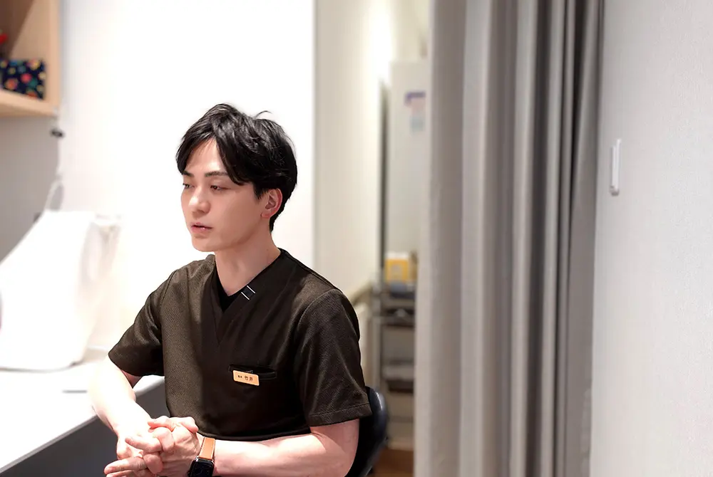 天神竹井皮膚科 美容皮膚科 院長　竹井賢二郎氏（写真／編集部）