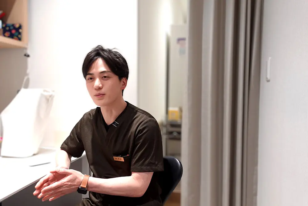 天神竹井皮膚科 美容皮膚科 院長 竹井賢二郎氏(写真/編集部)