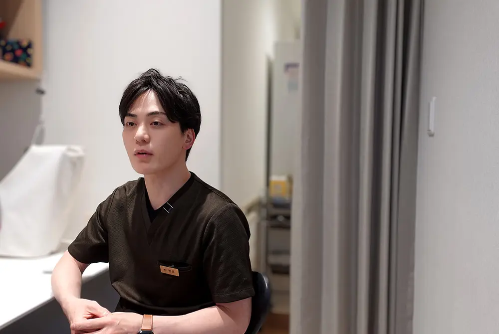 天神竹井皮膚科 美容皮膚科 院長 竹井賢二郎氏(写真/編集部)