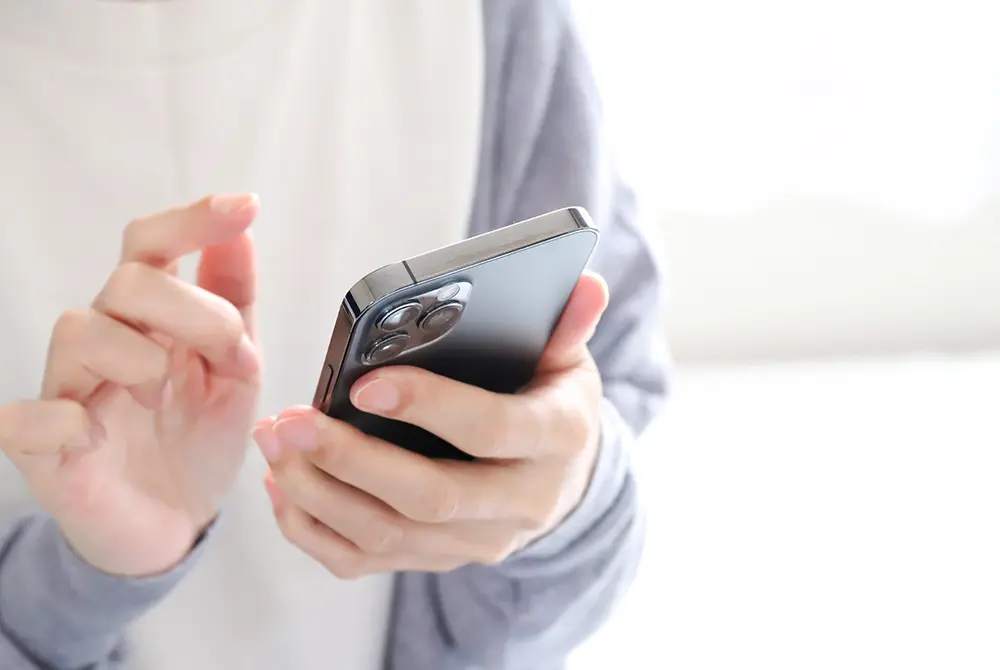 多くの相談が寄せられる。画像はイメージ。(写真/Adobe Stock)