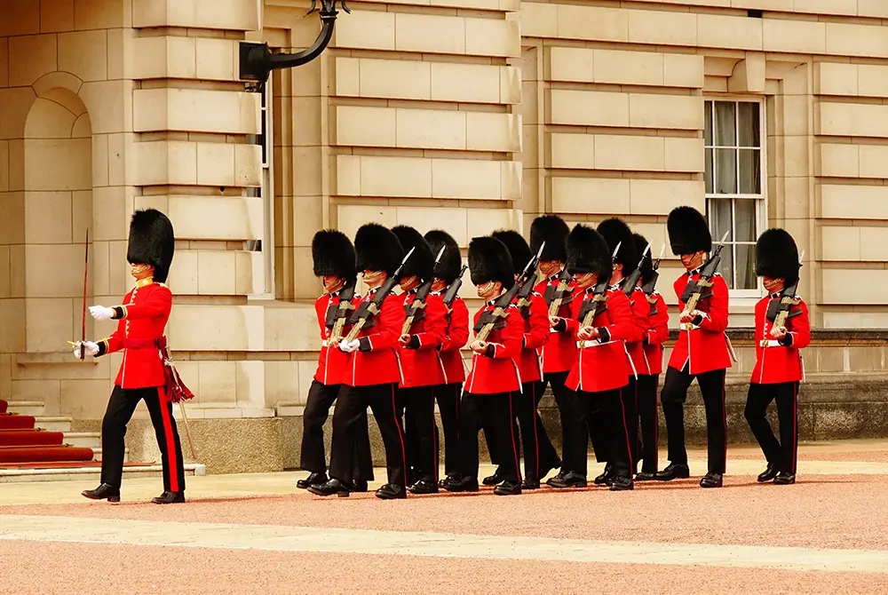 無資格の美容施術が横行した。画像はイメージ。（写真／Adobe Stock）