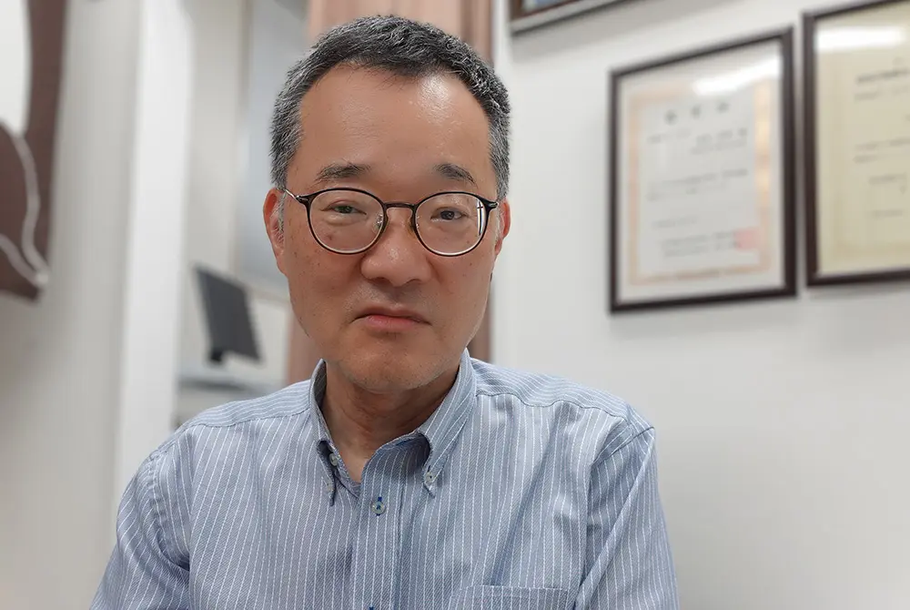 原井クリニック院長の原井宏明（はらい・ひろあき）氏（写真／編集部）