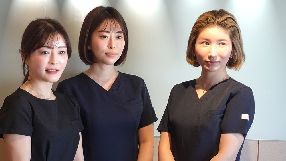 美容医療について語る3人のナース。左からMarikoさん、水野恵梨香さん、藤尾有紀さん。（写真／編集部）