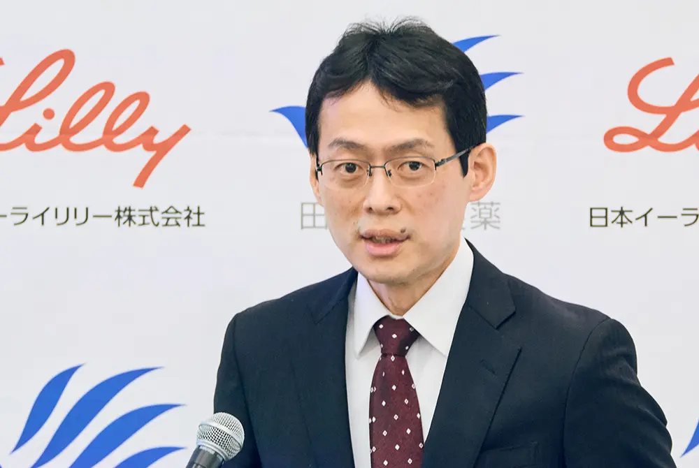 秋田大学の脇氏。（写真／日本イーライリリー、田辺三菱製薬）