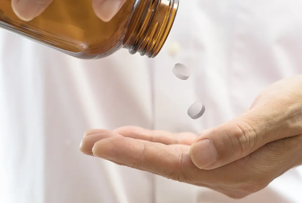 サプリメントの人気高まる。画像はイメージ。（写真／Adobe Stock）