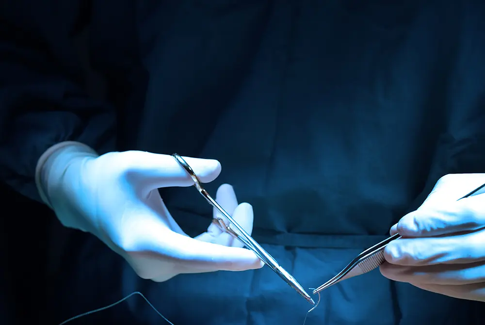 CSTは手術の技能向上につながるとされる。写真はイメージ。（写真／Adobe Stock）