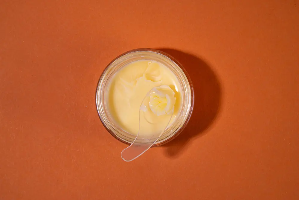 牛脂スキンケアを情報発信したSNS投稿は多いが根拠不足。画像はイメージ。（写真／Adobe Stock）