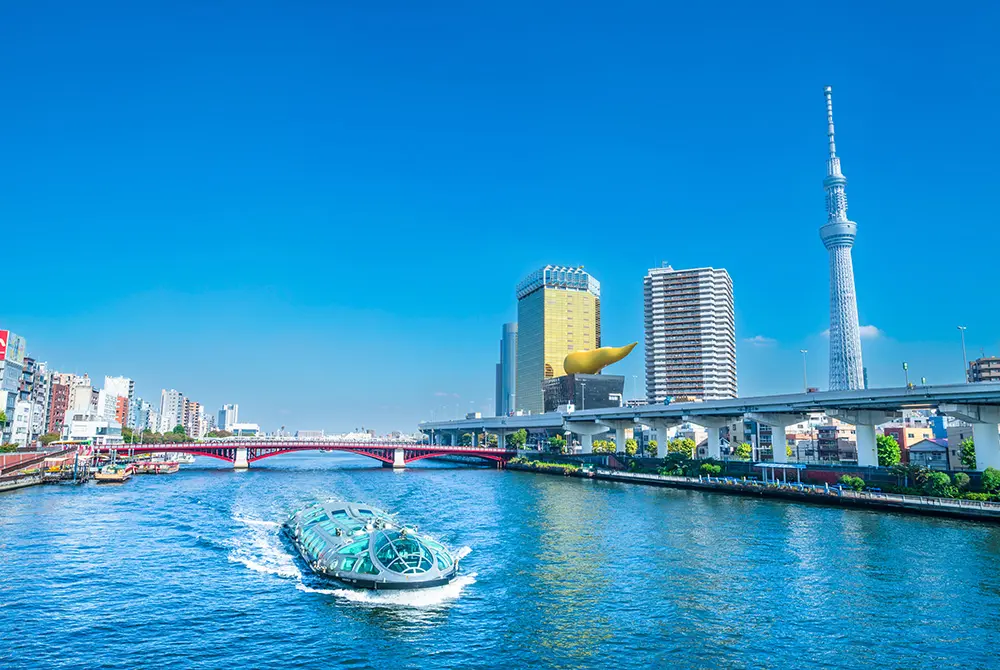 東京都など都心部では医師偏在の改善のため、医師の開業に当たって一定のルールが適用される。(写真/Adobe Stock)