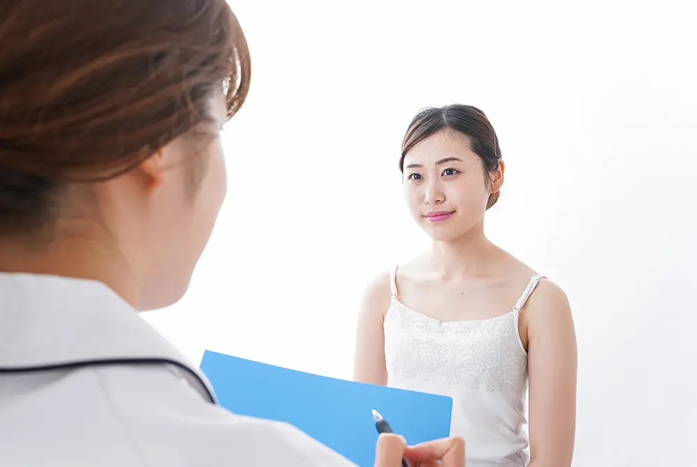 研修医が施術した場合に割引する仕組み。画像はイメージ。（写真／Adobe Stock）