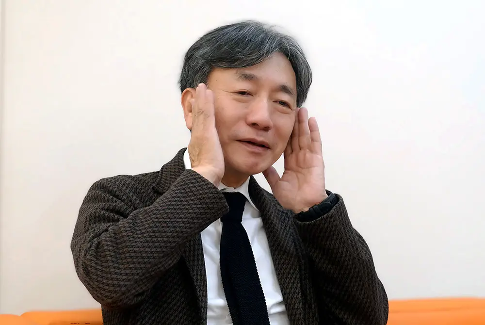 鈴木芳郎（すずき・よしろう）氏。ドクタースパ・クリニック院長。（写真／編集部）