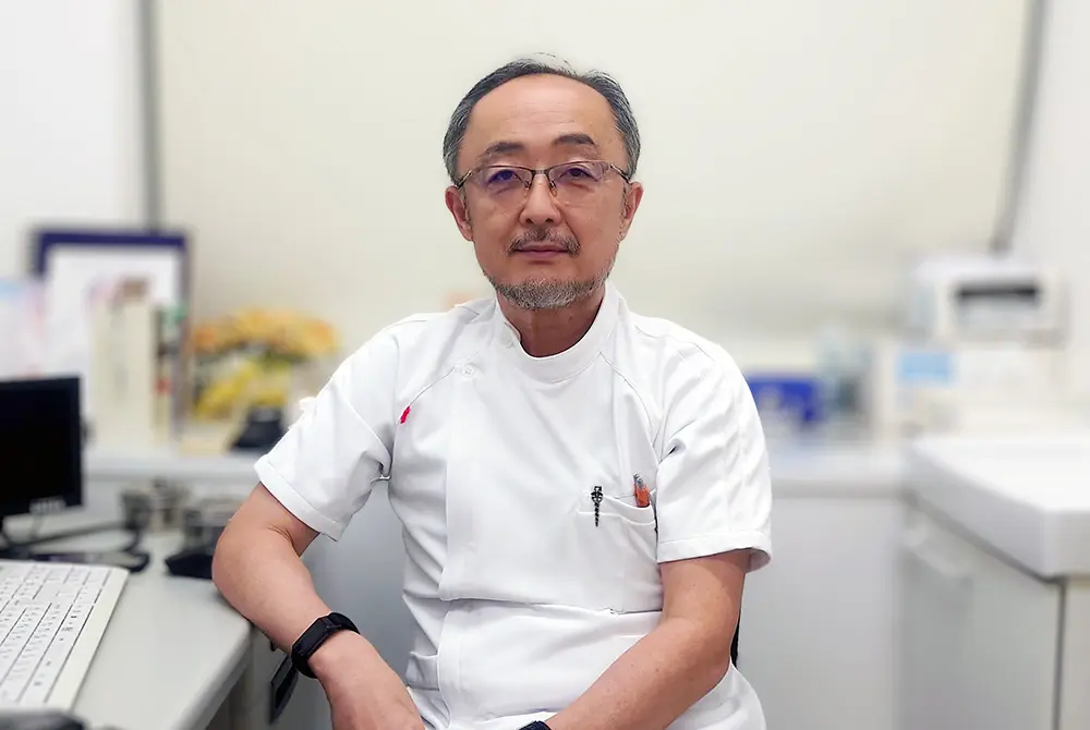 宮田成章（みやた・なりあき）氏。みやた形成外科・皮ふクリニック院長。（写真／編集部）