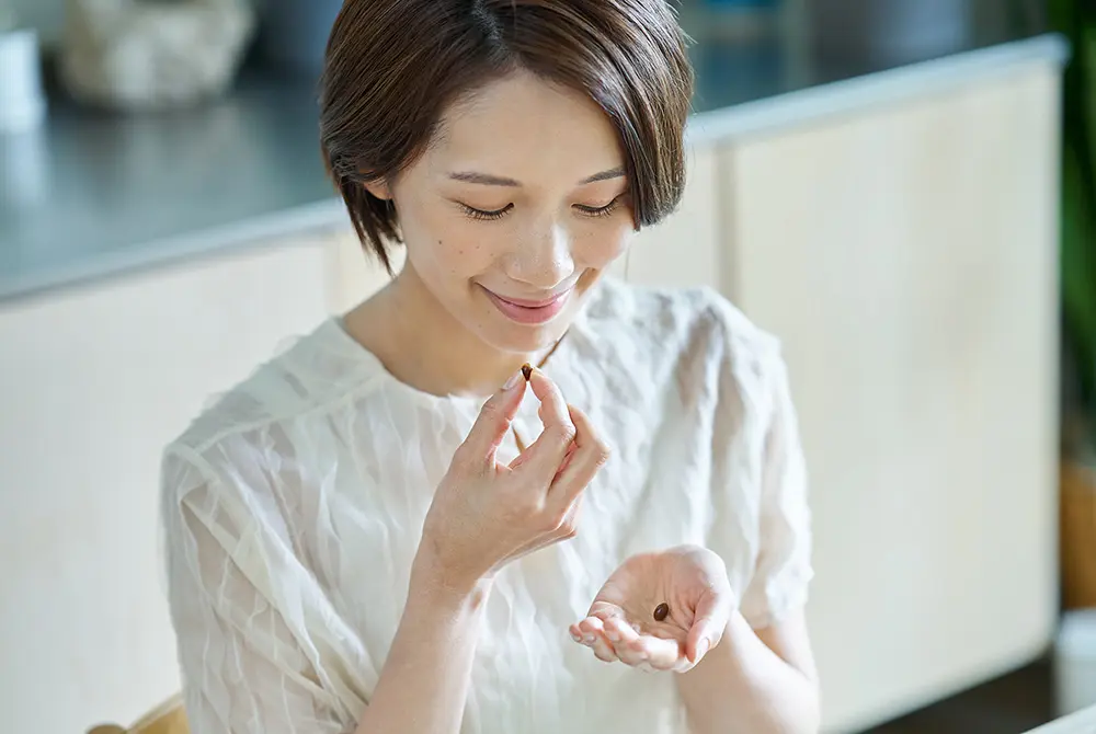 薬の使用に当たって警告表示はネガティブな印象になる。画像はイメージ。（写真／Adobe Stock）