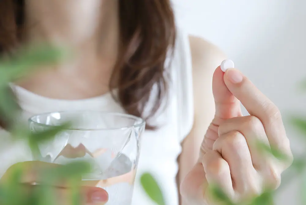 薬の副作用情報は重要。画像はイメージ。（写真／Adobe Stock）