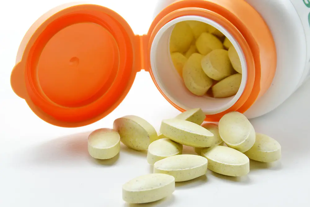 マルチビタミンの効果を、エピジェネティック・クロックで調べる。画像はイメージ。（写真／Adobe Stock）