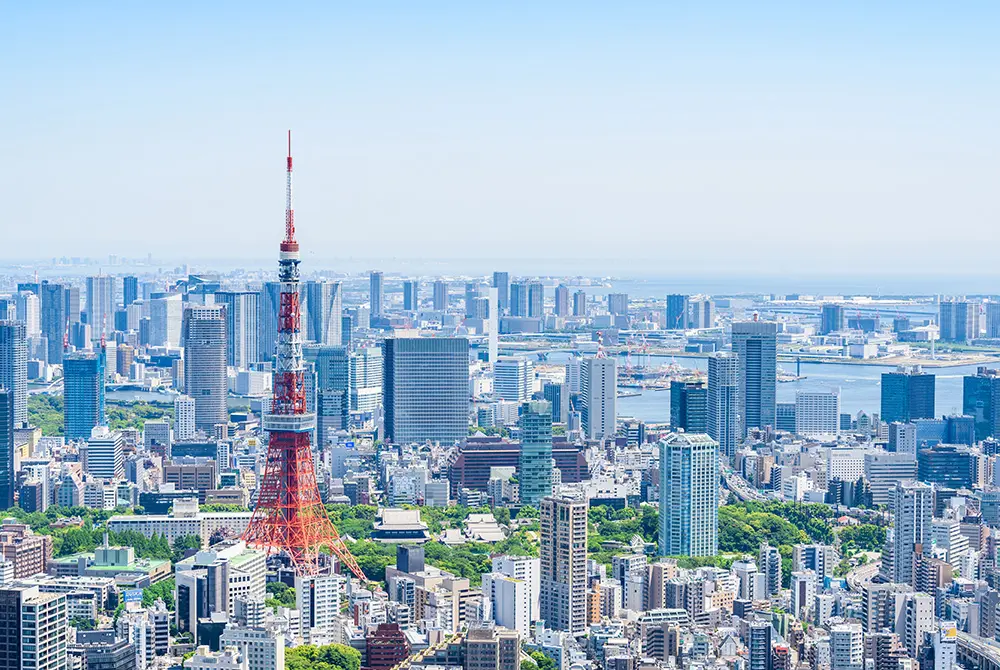東京などの外来の医師が多い地域でクリニックに変化の可能性。画像はイメージ。（写真／Adobe Stock）