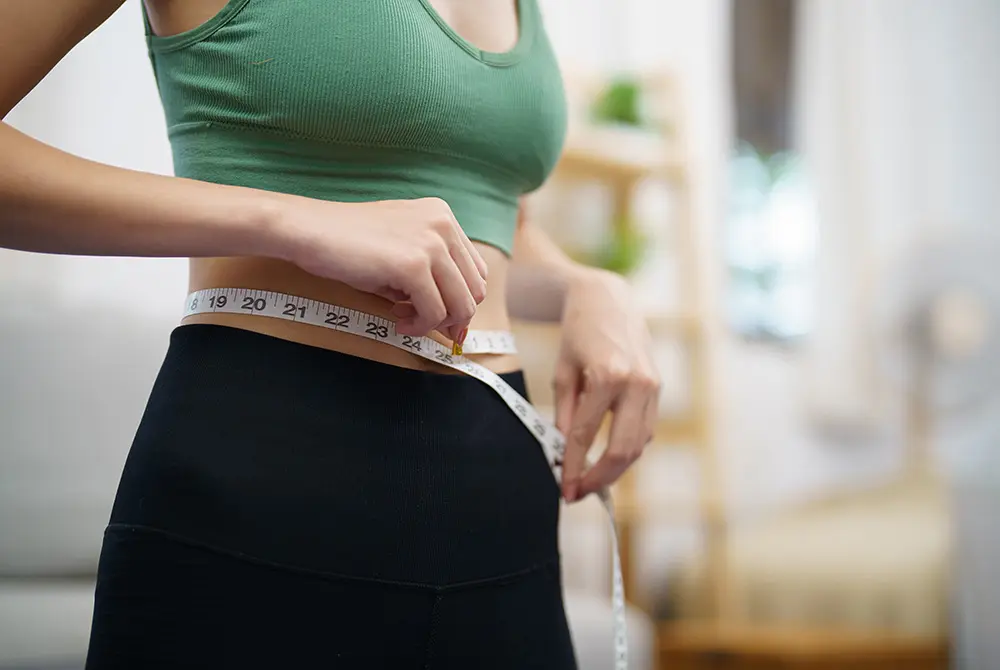 体重はどのように変化するのか。画像はイメージ。（写真／Adobe Stock）