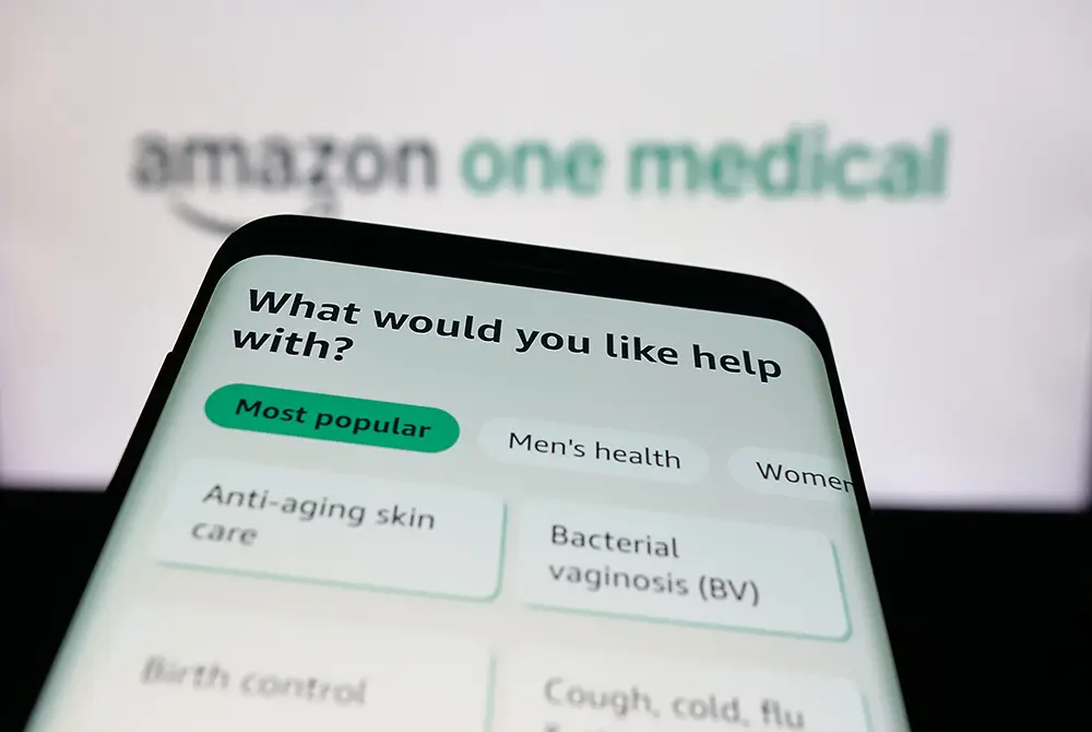 アマゾンが展開する対面診療の事業。アマゾン・ワン・メディカル。（写真：Adobe Stock）