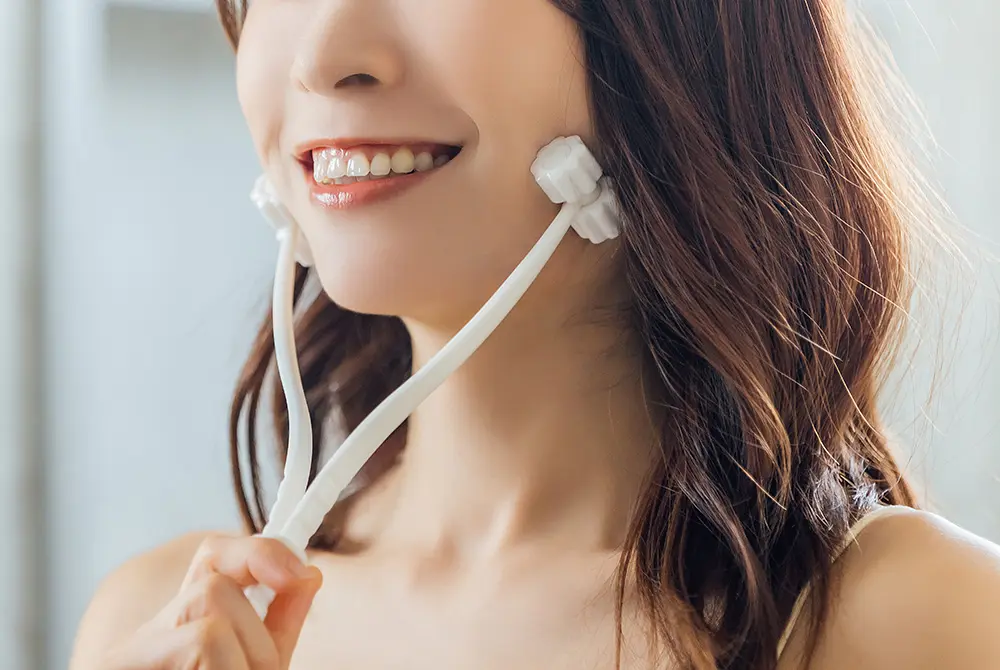小顔を目指して。画像はイメージ。（写真：Adobe Stock）