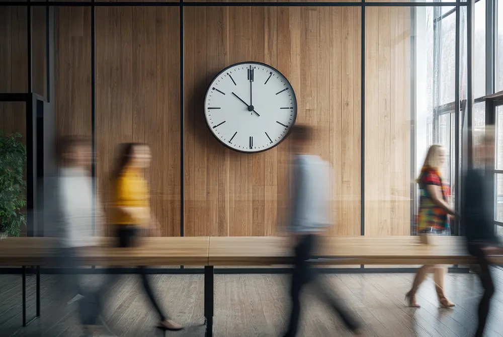 生物学的年齢を測る。画像はイメージ。(写真/Adobe Stock)