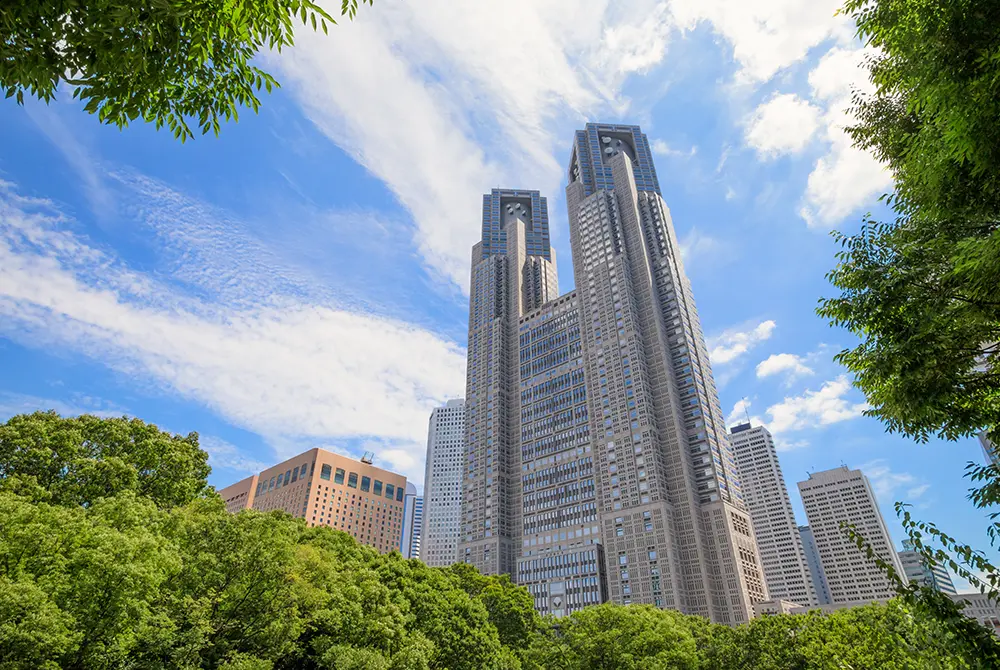 東京都庁。（写真／Adobe Stock）